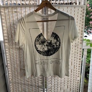 V-neck cutout “Moon Child” top size small